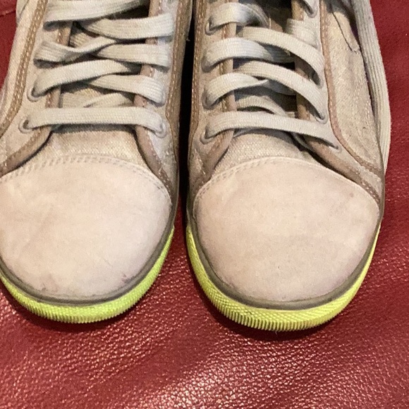 Jordan hi-tops - Picture 5 of 6